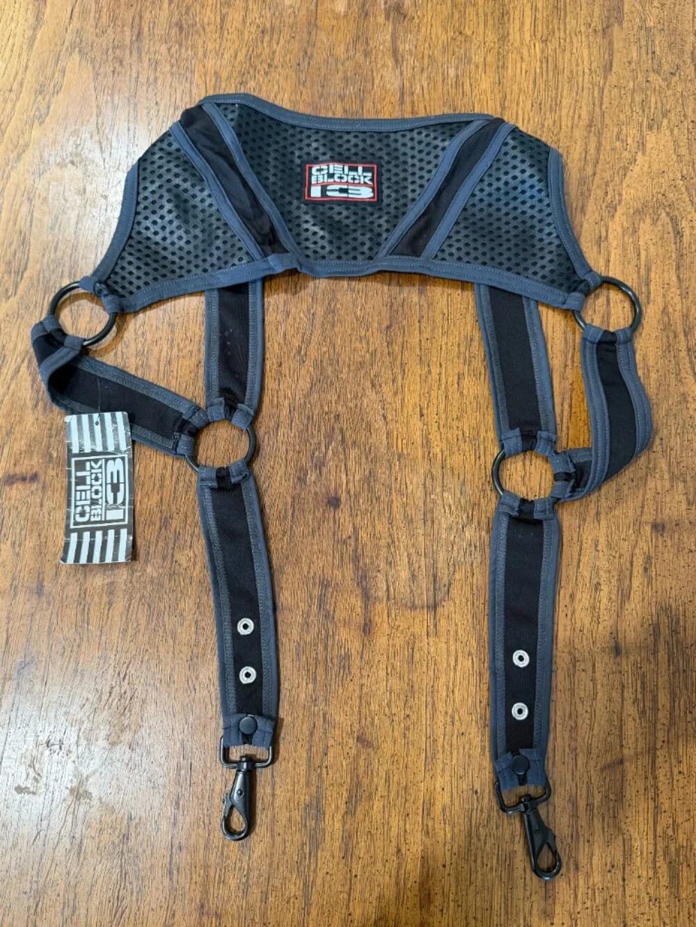Title: CellBlock 13 Men’s Black Gray Harness Size Large NWT